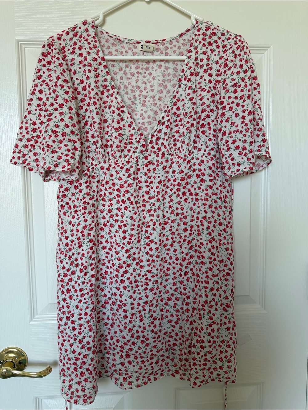 Billabong White Mini Dress with Red Floral Print